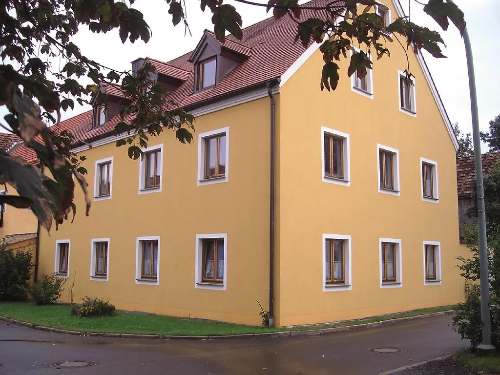 Fischhof Beer Hotel Mitterteich 0*,